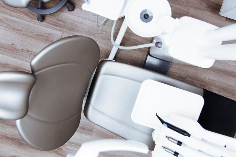 Contabilidade para consultórios odontológicos cadeira dentista